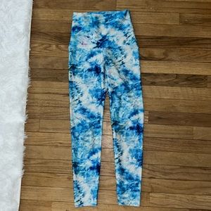 Emily HSU designs yoga pants size small